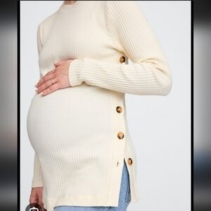 GAP Maternity Cotton Blend Ribbed Long Sleeve Top with Side Button, Size M
